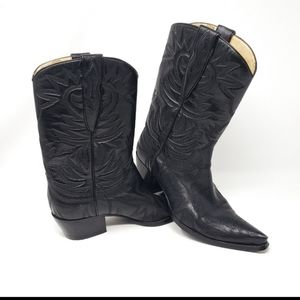 Guess by Marciano | Black Leather Cowboy Boots 7.5 fits more like a 6 1/2 not75!